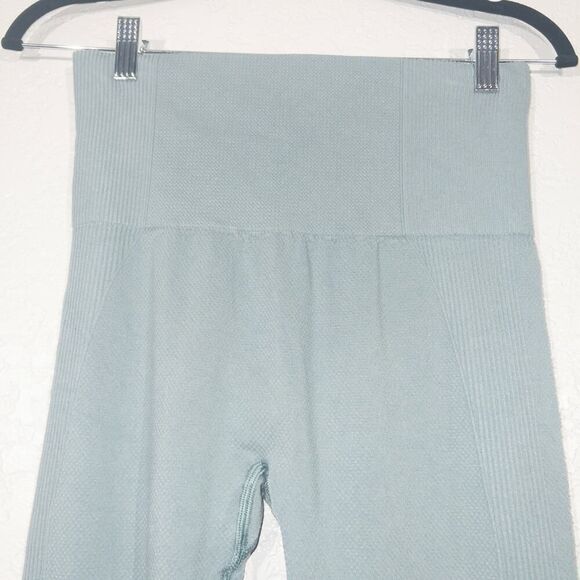 Gymshark‎ Stormy Turquoise Power Down Leggings Size XS - Picture 7 of 10
